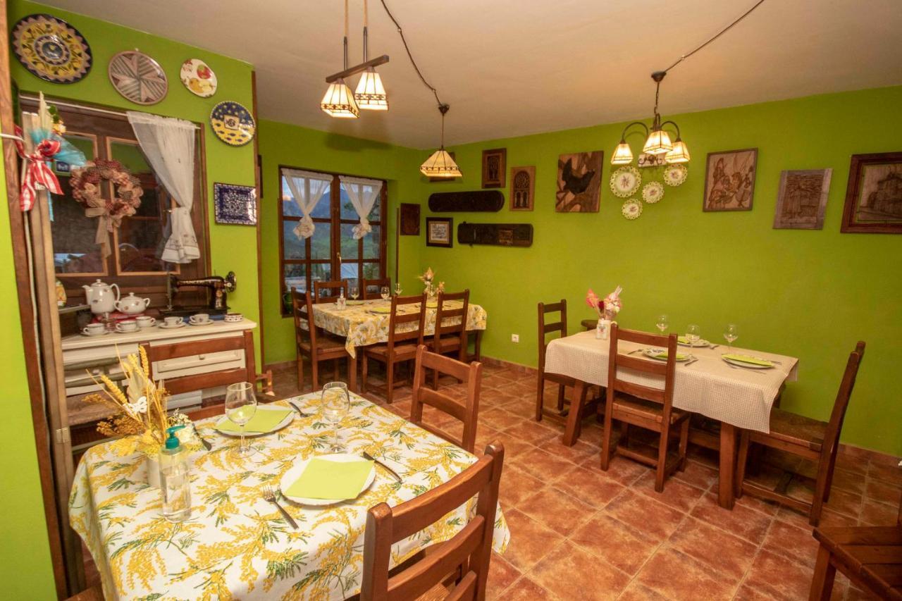 Apartmán Casa Les Pedroses Campiellos Exteriér fotografie